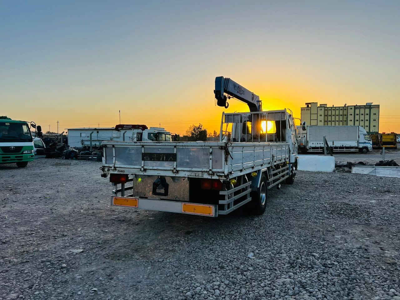 اللهم صل ع محمد وآل محمد 👍🇮🇶🇮🇶
متسوبيشي فوزه  كرين 3 سلايتات كاركو                              مكينه 6 سلندر دخول جديد
معرض النصر / قضاء النصر / ذي قار 
 ***********
 ***********
