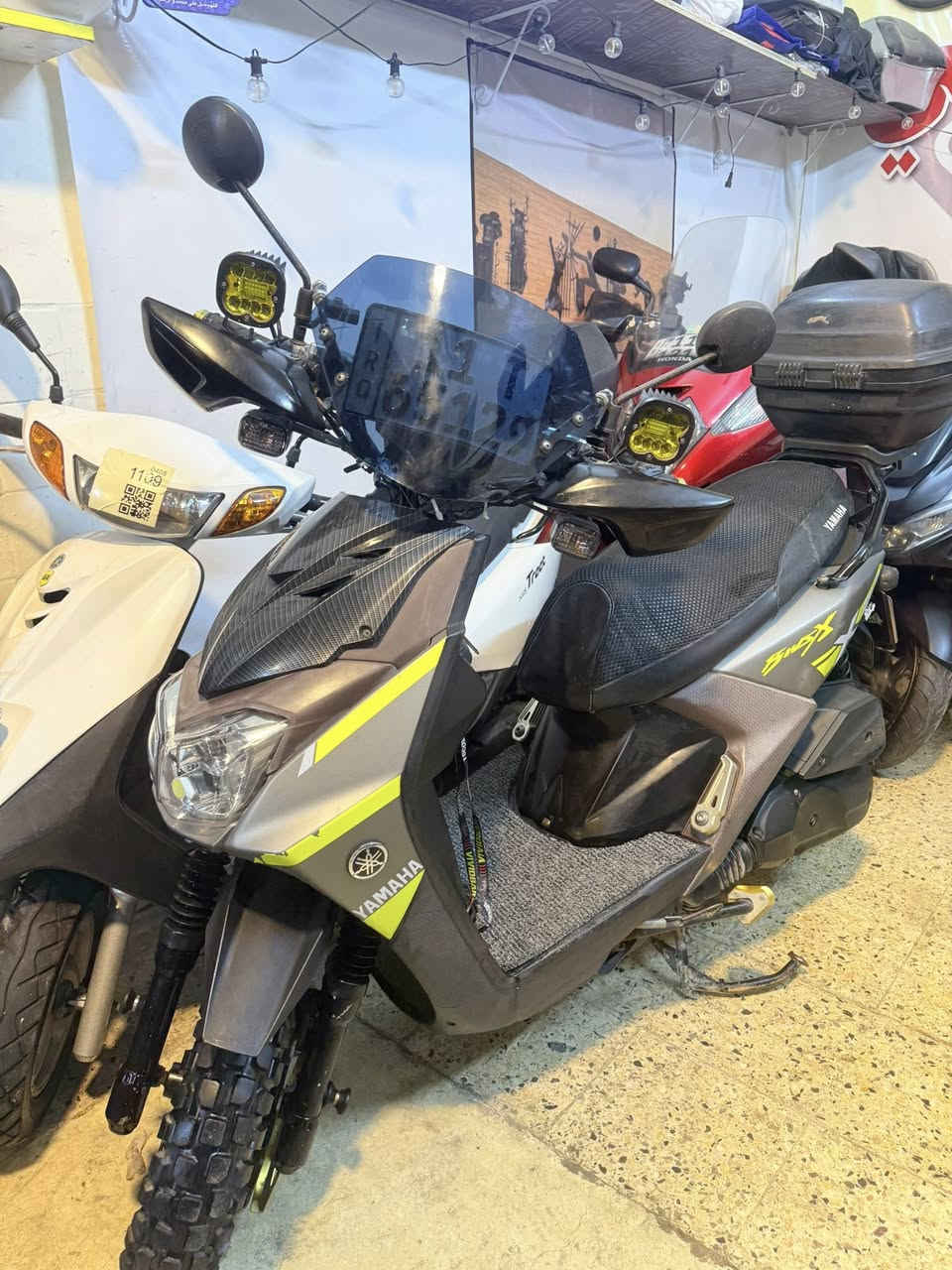 سكنس جبلي حديث
مرقمه فول تزويد 
ماشيه 32 على ورقه مزاد يابان 
***********
معرض كريم الربيعي 
فضوه عرب ثاني فرع على يسار
فرع الجامع
