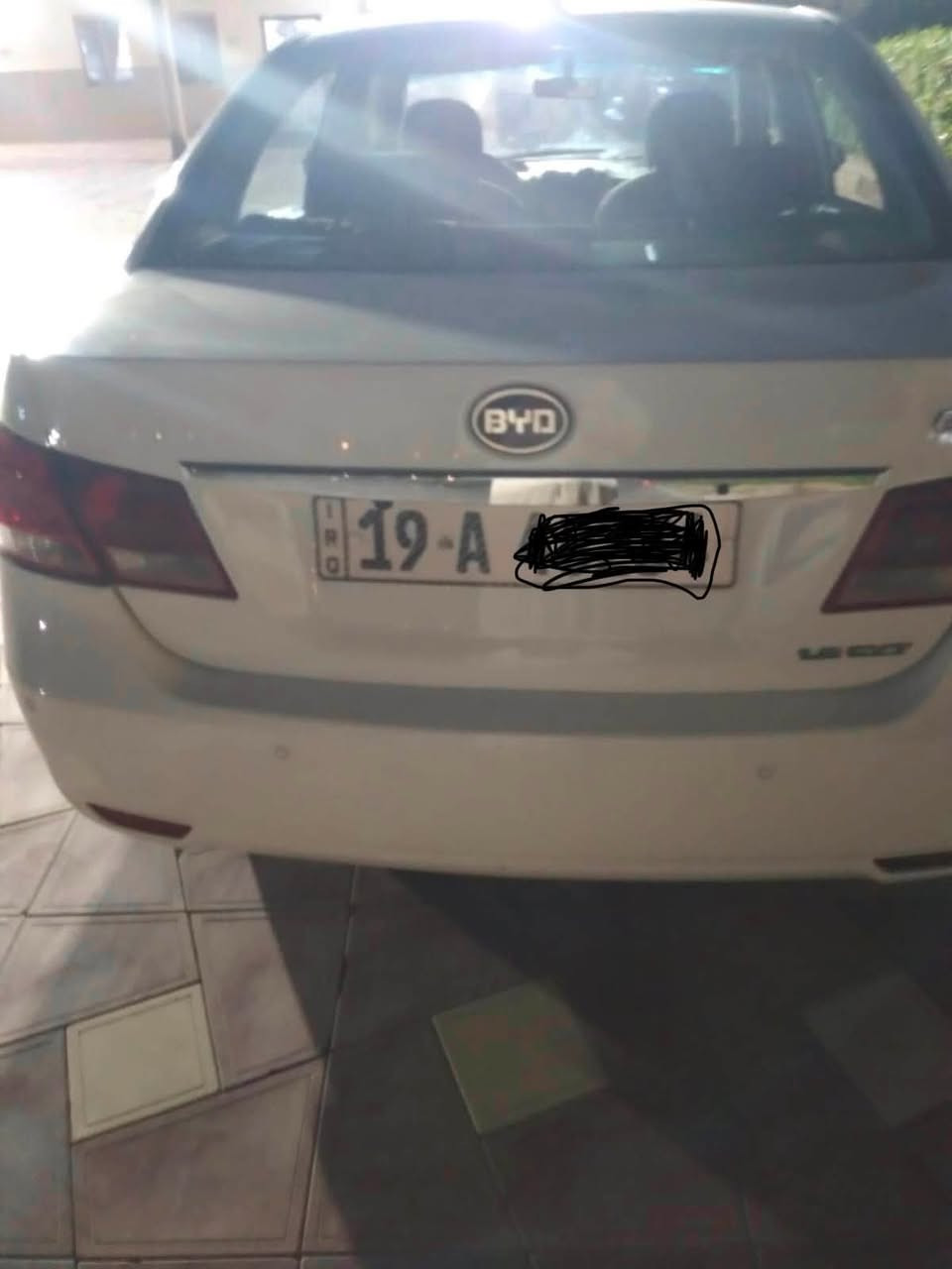 سيارة بي واي دي(byd) كربلاء لون ابيض موديل2016 تبريد كامل قمارة  فتحة كامرة  شاشة بصمة محرك 1800حدادية كاملة  بدون ضربه  او تبديل العنوان كربلاء المقدسة السعر 60$ورقه للإستفسار  الاتصال على  الرقم***********
