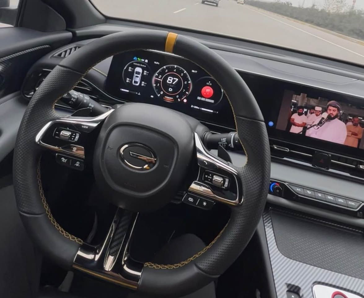 الموديل: GAC Empow 2025
المحرك: 1.5 تيربو
اللون: أخضر طافي
الحوادث: خالية
رقم: أربيل
الضمان: 5 سنوات شركة
ماشية: 14,000

المواصفات:
 • كاميرا خلفية
 • حساسات أمامية وخلفية 360
 • تشغيل بصمة + زر ستارت + تشغيل عن بعد
 • مثبت سرعة
 • أنوار LED أمامية ونهارية
 • مرايا كهرباء قابلة للطي
 • نظام توازن ESP + ABS

الموقع: أربيل
السعر: 17,500 دولار
للتواصل واتساب: *********** أربيل, العراق
