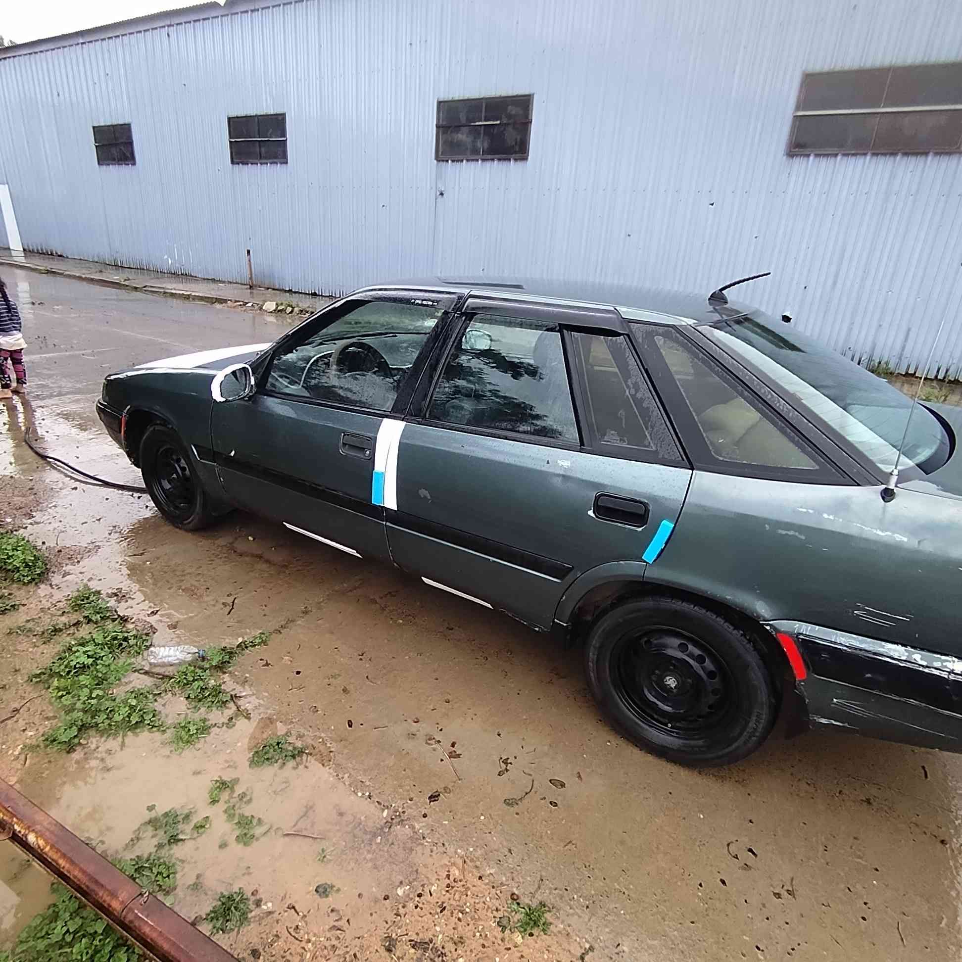 السلام عليكم دايو اسبرو للبيع حجم المحرك 18 رقم كركوك الماني ثانويه نافذه بال 21 السعر 22 وبيها مجال شيء بسيط مكان السياره تكريت رقم الموبايل *********** ***********
