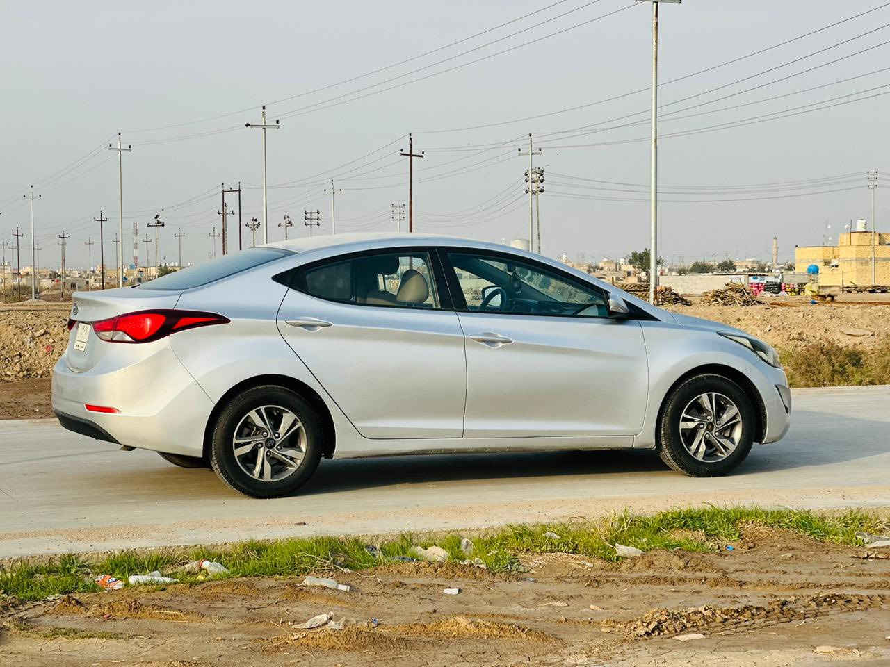 الانتره 2016خليجي 
محرك 1800قطعتين تبريد 
دواخل بيجي اشاير بلمرايه 
شاشه كامره بلاجكتر 
فول تحكم 
جاهزه االاخير بدون نقص تخم تاير جديد حداديه 100‎%‎
بيها رشات صبغ جماليه بسبب جراد ابيع حزام بيع او مراوس 
ب105وبيها مجال بسيط للاستفسار ***********
