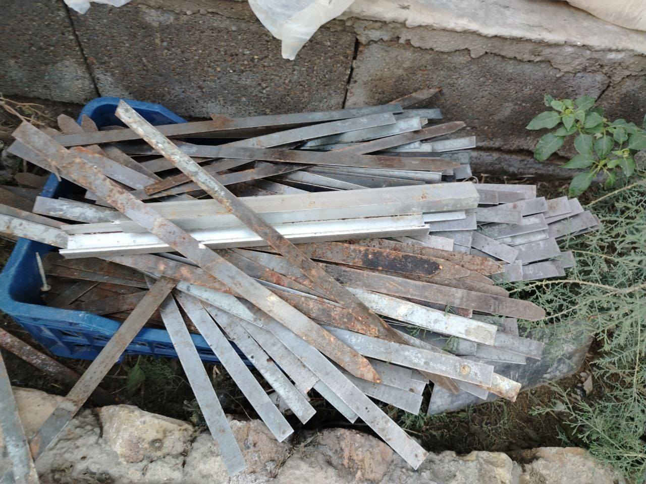 السلام عليكم 
ادوات مطعم كامل للبيع 
شوايه 
بلور +مجمده 
شياش كباب +تكه
مثرامه شغاله خير من الله 
ميوزه عدد (٢)
قاعده روله سلفون 
لل اتصال
 ‏‪***********‬‏
