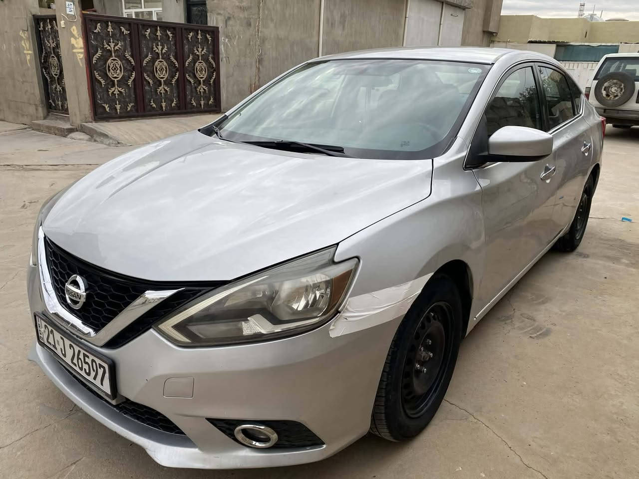 للبيع. نيسان سينترا.
موديل ٢٠١٧ امريكي مواصفات S
تبريد ثلج سنويية. جديد 2030
بيية بطاقة. بنزين.
بشرط كير مكينة
تحويل ثاني يوم 
تخم تايرات جديد
بيية قطعتين صبخ بدون داخل.
رقم صاحب سيارة
 ***********
 ***********
