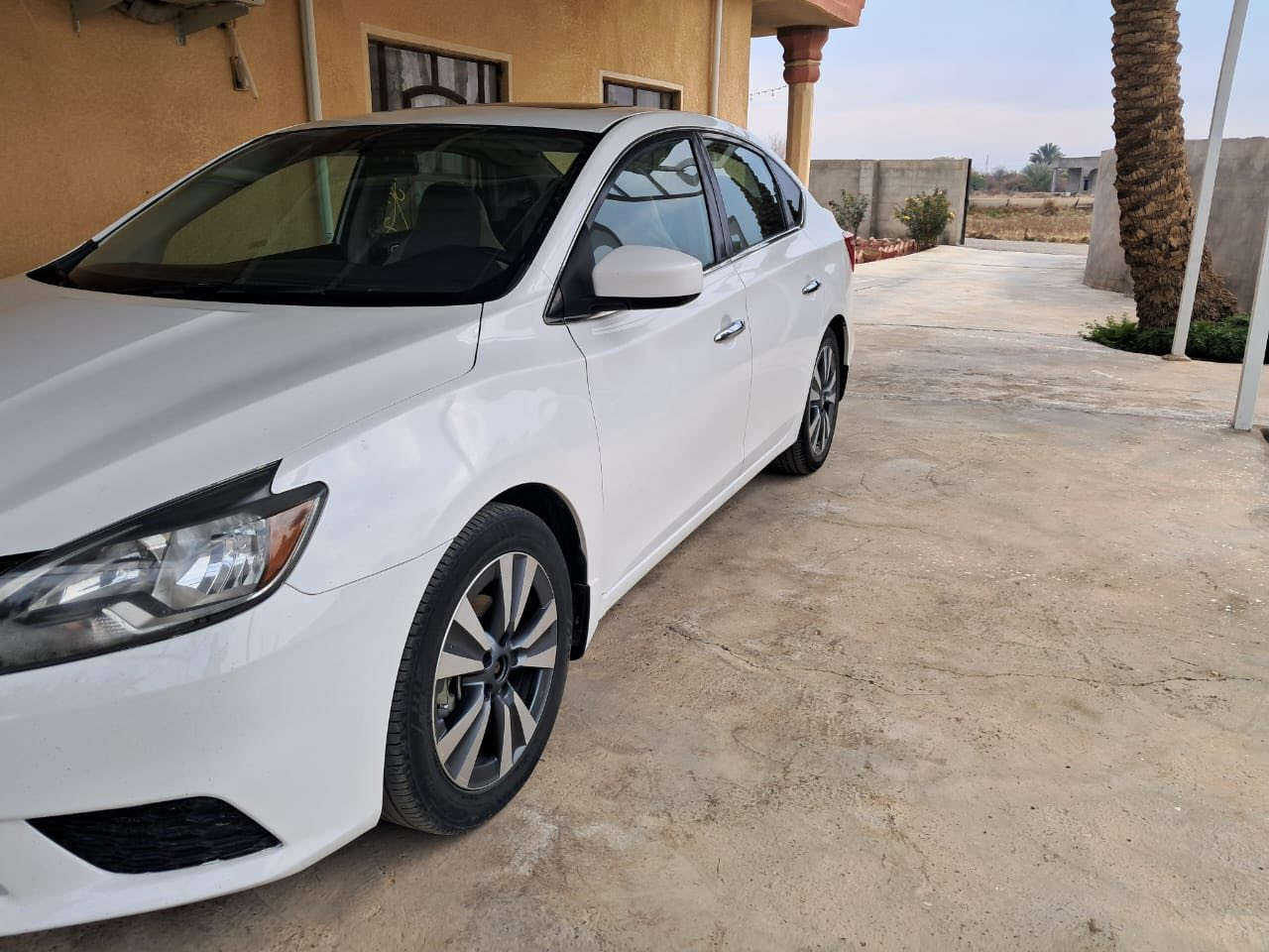 سنترا 2019 امريكي سبشل فول 1/1
محرك 18 
ماشية 70 الف 
ضررها راس البنيد فقط
سعرها 125 وبيه مجال 
مكانها قضاء العلم 

‭0774 814 4085‬
