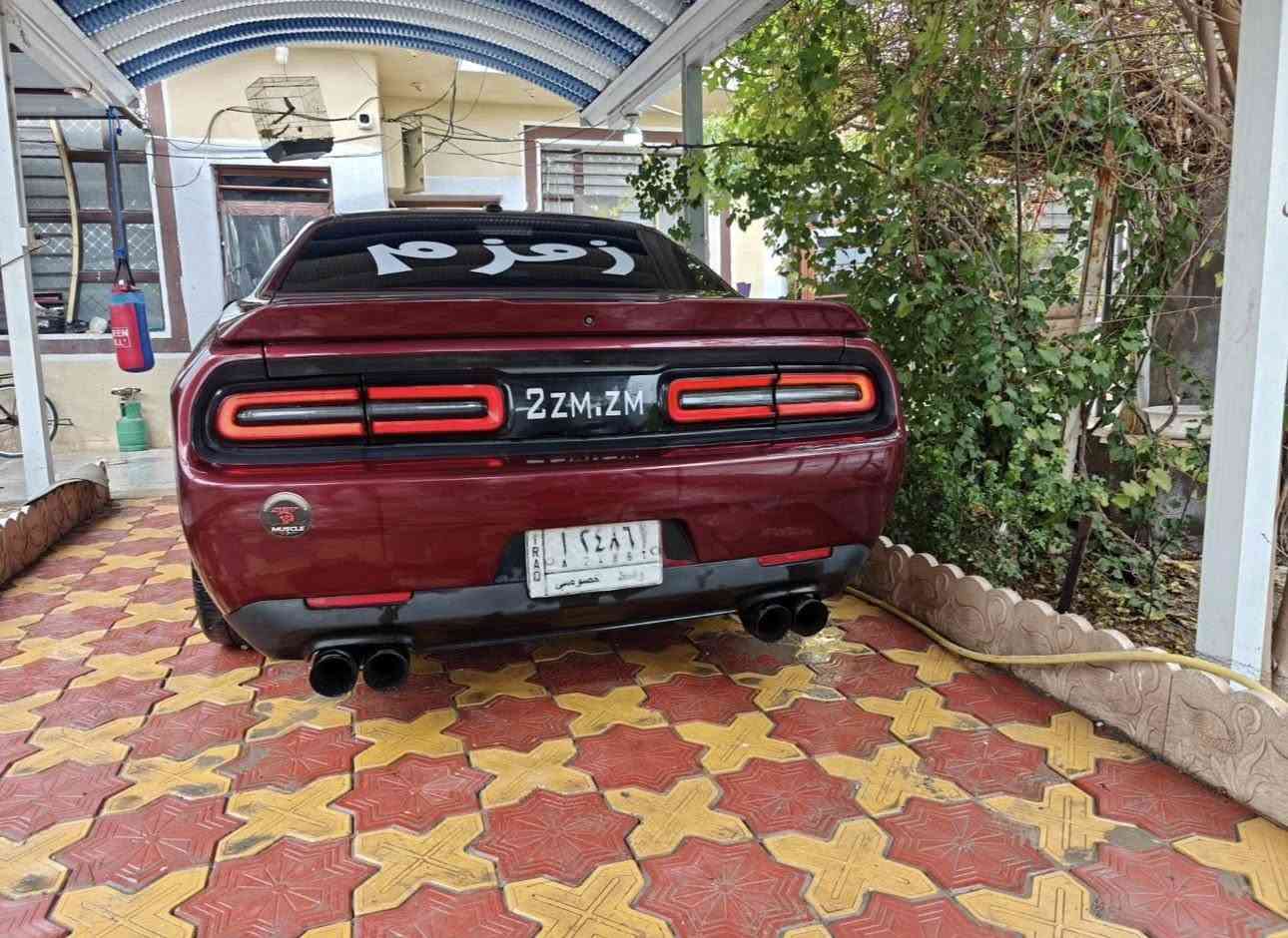 السلام عليكم جالنجر ٢٠١٩ رقم واسط تحويل مباشر سياره بيه ٤ قطع جملق وبنيد وباب تبديل وبيه جملق ثاني صبغ مامي سياره جديده ماشيه قليل كير ومكينه حداديه مكفولات ب ١٣٢ قفله 
كوت قضاء الحي ***********
