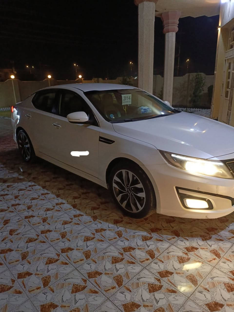 سلام عليكم 
اوبتما 2014 شكل ل15 خليجي 
رقم بغداد 
محرك 2400 دوش بلادي مامفتوح 
تخم تاير جديد 
صدر جديد 
بصمه 
اشاير بلمري 
مري شفط 
حساسات أمامية وخلفية 
لد امامي وخلفي 
ستيرن حرف D
سعر 145
مكان الانبار الكرمه 
***********
***********
سياره بيه جاملغ أمامي ليمنه مبدل 
وبيه بارد مأشر عليهن بصور
