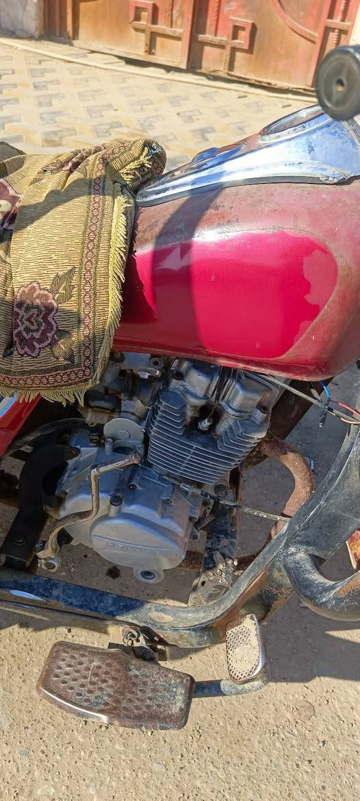 ستوته مديل 15 اوراق كامله 
 ناصريه سوق الشيوخ كرمه بني سعيد 

كهربائيات كامله
مانقصها شي
سعر مليون250

***********

‏‪
