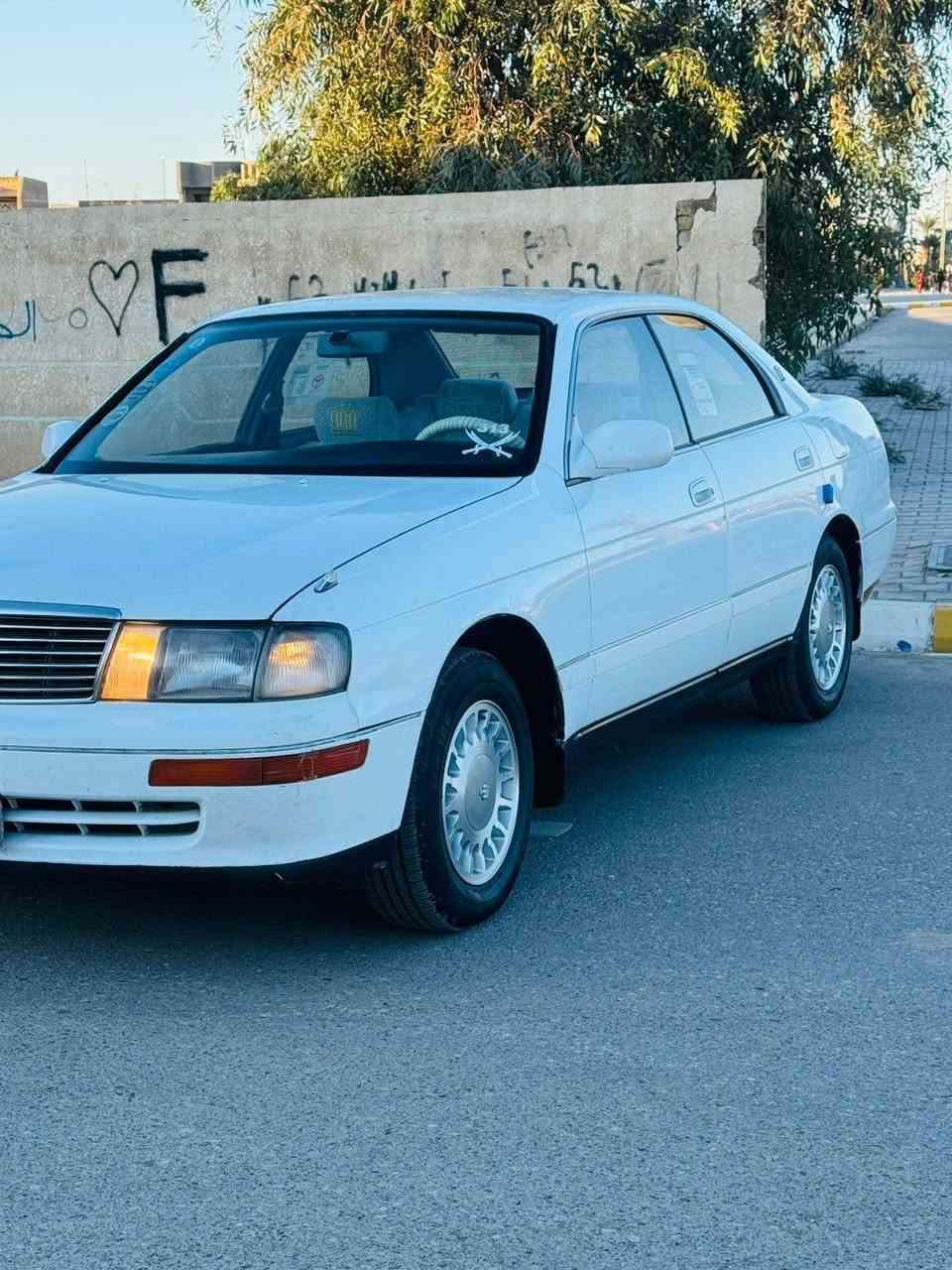 للبيع بطة متصل موديل 1994رقم قادسية دولي بسمنه تحويل مباشر سنوية جديدة هزة جديدة سيارة جاهزة للاخير مكينة ستوني شادها حاوية مكينة كير تخم تاير حدادية تبريد ثلج❄️جاهزة للاخير مال جناي متعوب عليها برغي منقصها مكفولة من الضربة والكلبة والكص والنقل جثه والعيب الشرعي وشرط احلى من صور فنر بلاد كهربائيات كلها شغالة مملعوب بيها السعر 65وبيها مجال العنوان واسط للاستفسار ***********
