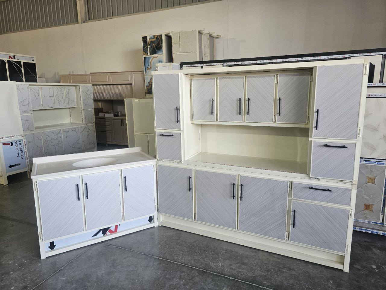 تخفيضات///السعر فقط ب300 الف 
    
#كاونتر مترين  ارضي وملحق ديكور حجل ثابت  مع سنك (متر و20 )مرمر 

سقف الارضي مبطن MDF

#الاستلام على. الفحص

خدمة توصيل كافة المحافظات 

مركز مناطق  بغداد مجانا التوصيل 

#للمزيد من الاستفسار والحجز مراسلة الصفحة


**إذا كنت صاحب هذا الإعلان وتريد حذفه لأي سبب، رجاءا أرسل رسالة إلى الدعم الفني**