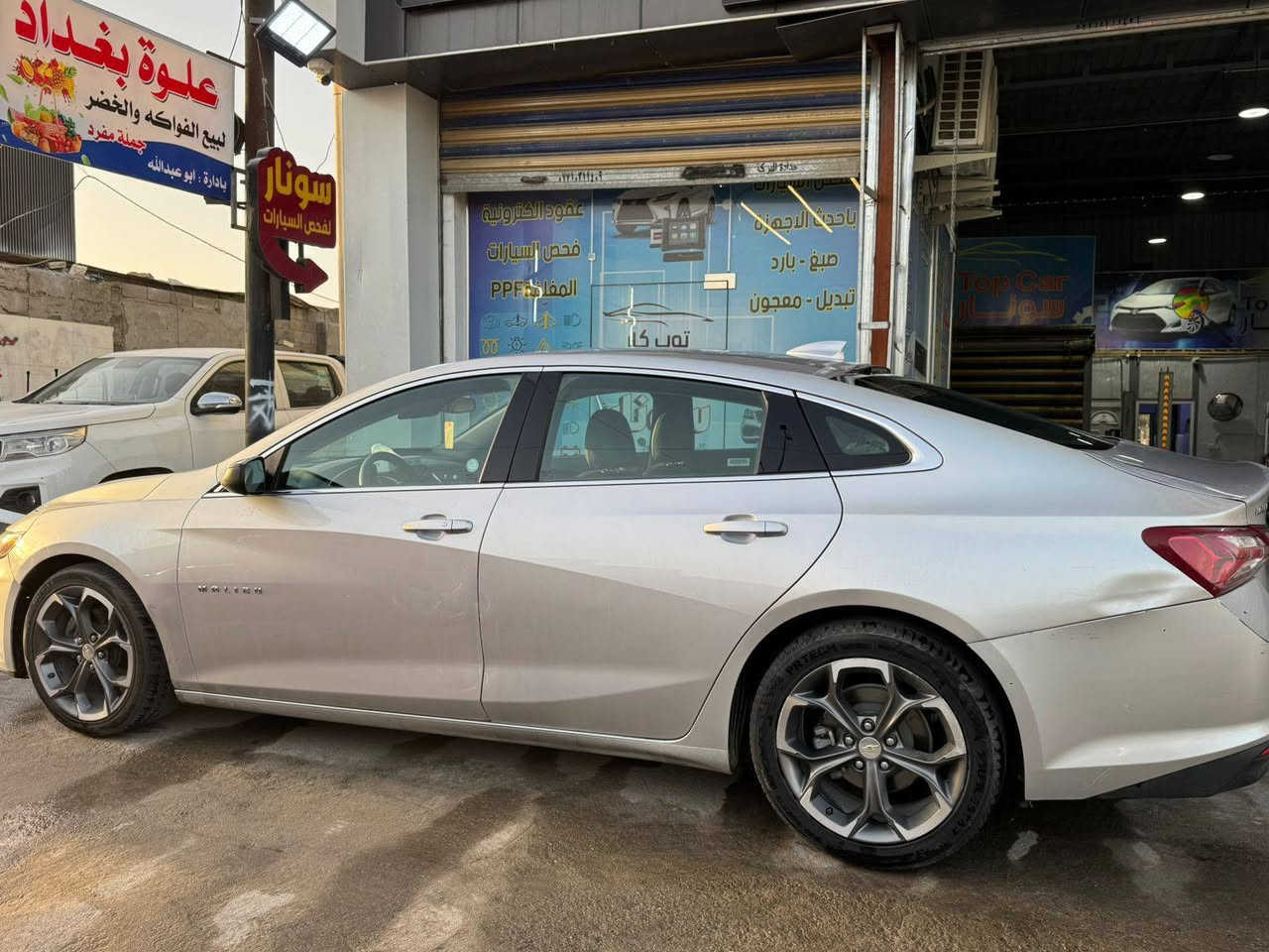 السلام عليكم
للبيع شوفرليت ماليبو 2021 lt وارد امريكي رقم بغداد معوقين سيارة جديدة وحادثها جداً بسيط بدون دواخل 
مواصفاتها شاشة جبيرة تحكمات بصمة وتشغيل عن بعد وبقية المواصفات المعروفة 
ملاحضه ( حادثها جاملغ امامي وبنيد بدون دواخل وبالعراق بيها طخة بالجاملغ الخلفي وقبق الجنطة بدون اي دواخل ) سيارة جديدة بمعنى الكلمة وجاهزة من كلشي 
مكاني بغداد 
( السعر 110)
***********
