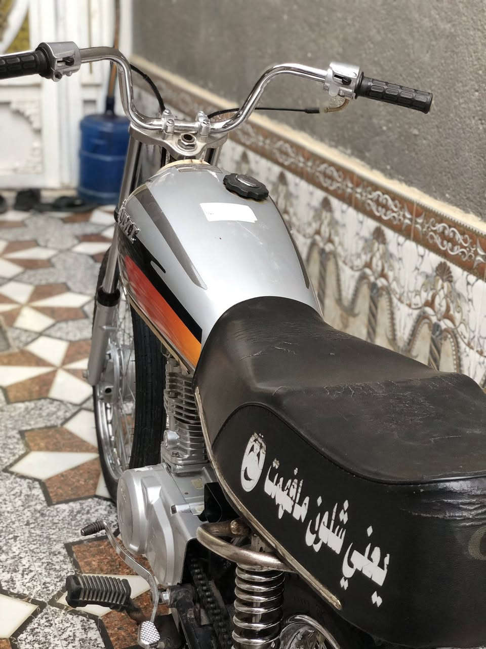 لياخذهة مايخسر👋🏼
سلام عليكم نامة كلك للبيع مكينة شلامجة اصل مفتوحة بستم فقط شاصي نامه بوريه الرفيعة شيال ربع اصلي مكفول الدراجة خير من الله ماناقصها شي 
سعررر🔥:500 وبيها مجال للطيبين

مكان ناصرية مركز

من رخصة الادمن👑


**إذا كنت صاحب هذا الإعلان وتريد حذفه لأي سبب، رجاءا أرسل رسالة إلى الدعم الفني**