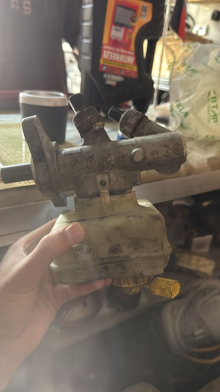 مركز بيتل
تصفيه محل وتخفيضات
متوفر حدادية - تبريد - كماليات - تفصيخ - زيوت وفلاتر 
بيتل - باسات - جيتا - تيكوان - كولف - اطلس 
جميع الموديلات 
العنوان البصرة التنومة شارع 40
تواصل ***********
يوجد توصيل جميع المحافظات
