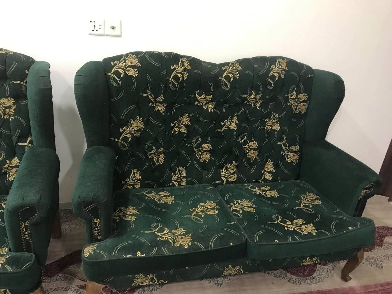 قنفات عدد اثنين وحده مقعد واحد والاخرى مقعدين النظافه مثل ما بالصور السعر ٥٠ الف المكان بغداد الكرخ لا يوجد توصيل ج


**إذا كنت صاحب هذا الإعلان وتريد حذفه لأي سبب، رجاءا أرسل رسالة إلى الدعم الفني**