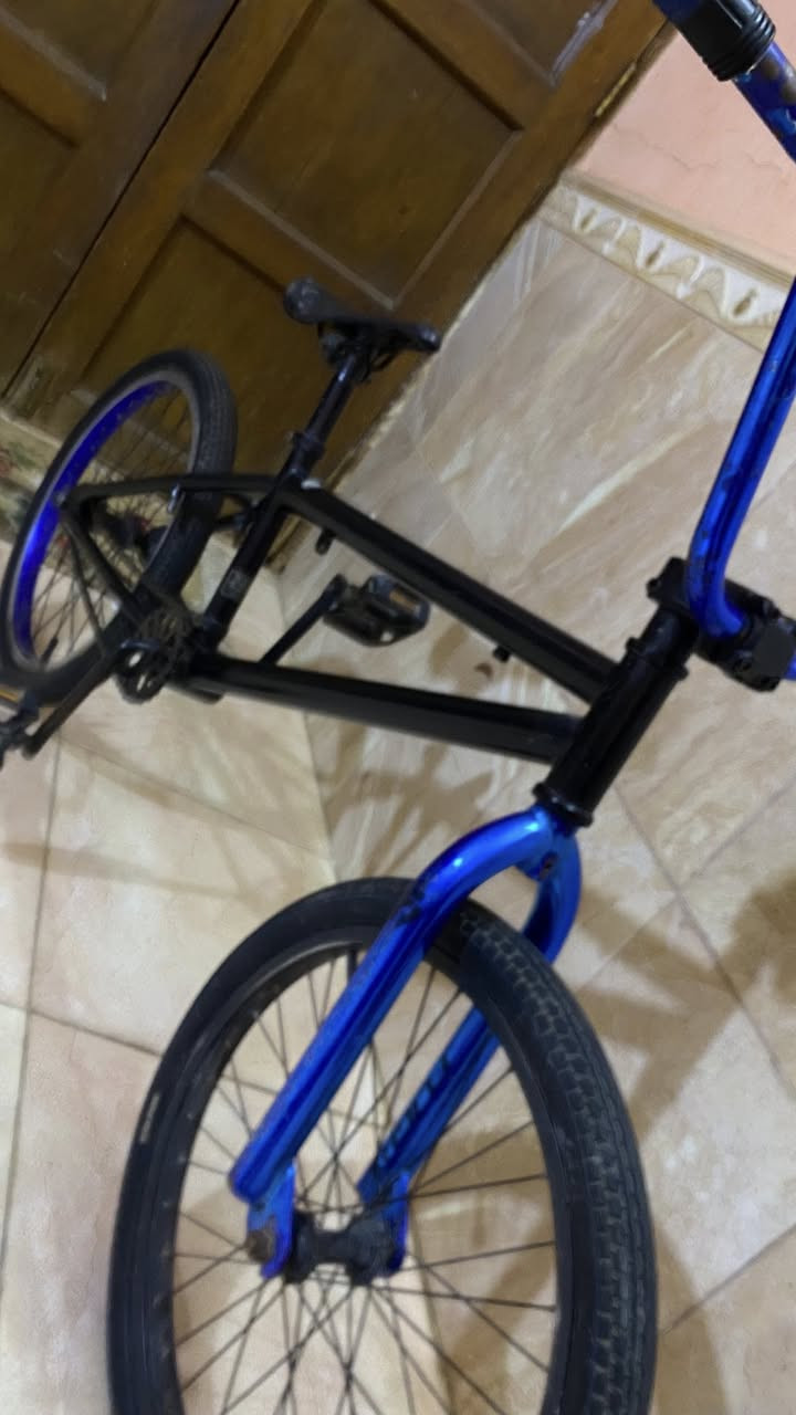 سلام عليكم
بايسكل نضيف البيع سعر50


**إذا كنت صاحب هذا الإعلان وتريد حذفه لأي سبب، رجاءا أرسل رسالة إلى الدعم الفني**