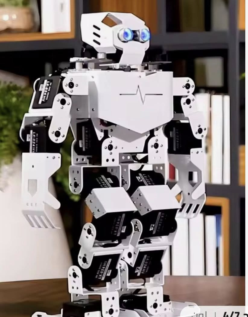 للبيع الاتصال خاص هذا الروبوت هو Hiwonder Tonybot، وهو روبوت تعليمي ذكي مصمم على هيئة إنسان.المميزات التقنية: يعمل الروبوت على منصة أردوينو (Arduino) ويحتوي على 16 محرك سيرفو (servos) عالي الجهد لحركة مرنة، بما في ذلك المشي والرقص.التحكم والبرمجة: يمكن التحكم فيه عبر تطبيق هاتف ذكي، برنامج كمبيوتر، أو جهاز تحكم عن بعد، ويدعم لغات برمجة مثل Scratch و Python.الاستخدامات: يُستخدم بشكل أساسي في تعليم مجالات العلوم والتكنولوجيا والهندسة والرياضيات (STEM) للطلاب والمتحمسين


**إذا كنت صاحب هذا الإعلان وتريد حذفه لأي سبب، رجاءا أرسل رسالة إلى الدعم الفني**