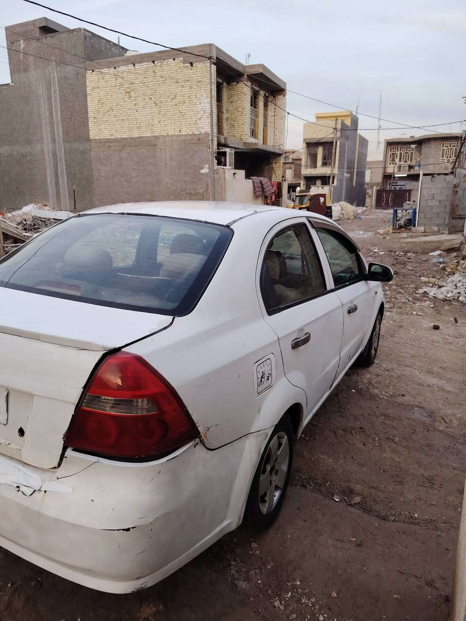 الشراي لا يسأل تعال وشوف👀 
افيو 2006 رقم بغداد صدامي تحويل ثاني يوم محرك وكير اوتوماتيك محور كورله جيد..كشر حسب ماموضح 
السعر 30..الاتصال وتساب*********** فقط
العنوان بغداد ابوغريب
