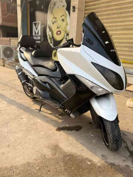 السلام عليكم شباب للبيع فقطTMX500, 2011  الدراجه وايت ماكس بيضه بيها غراض مرتبه الدراجه بيها ستيرن وركبه وقباقه عنابير وفجوج وفلنجات رياضي وصالنصه وبيها تلث كلجات رياضي وبيها تجوه اصليه الدراجه نكره بكل وكت مابيها نقص الدراجه البارحه سويتلها ادامه كامله يعني مابيها كل نقص مكاني بغداد شارع ***********
