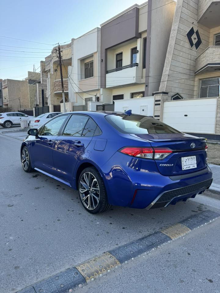 كورولا 2020 se وارد امريكي
حادثها مفصخها البنيد والجاملغات ومشدوده بدون صبغ السياره
ماشيه ١٧٠ الف كيلو 
ناقصها بولش فقط 
مكان السياره حي الخضراء
***********
