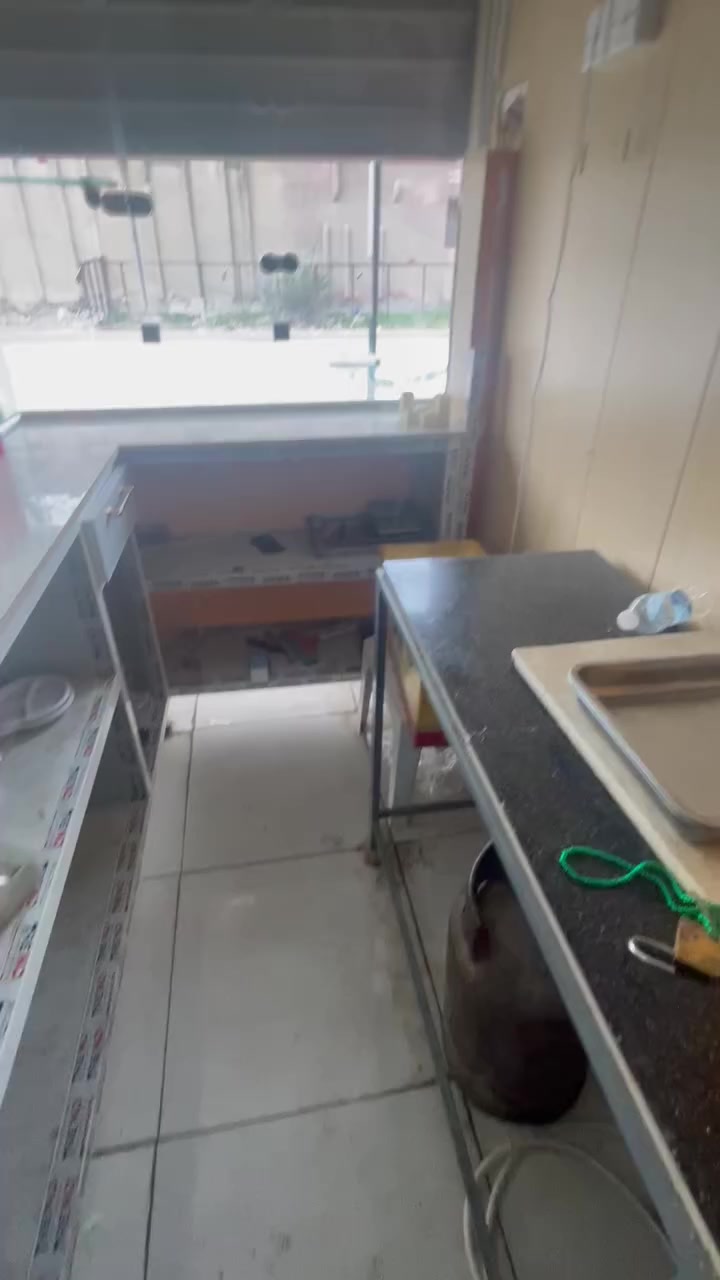 جام خانه استعمال شهر مكان الشعب  السعر ٣٠٠  ***********
