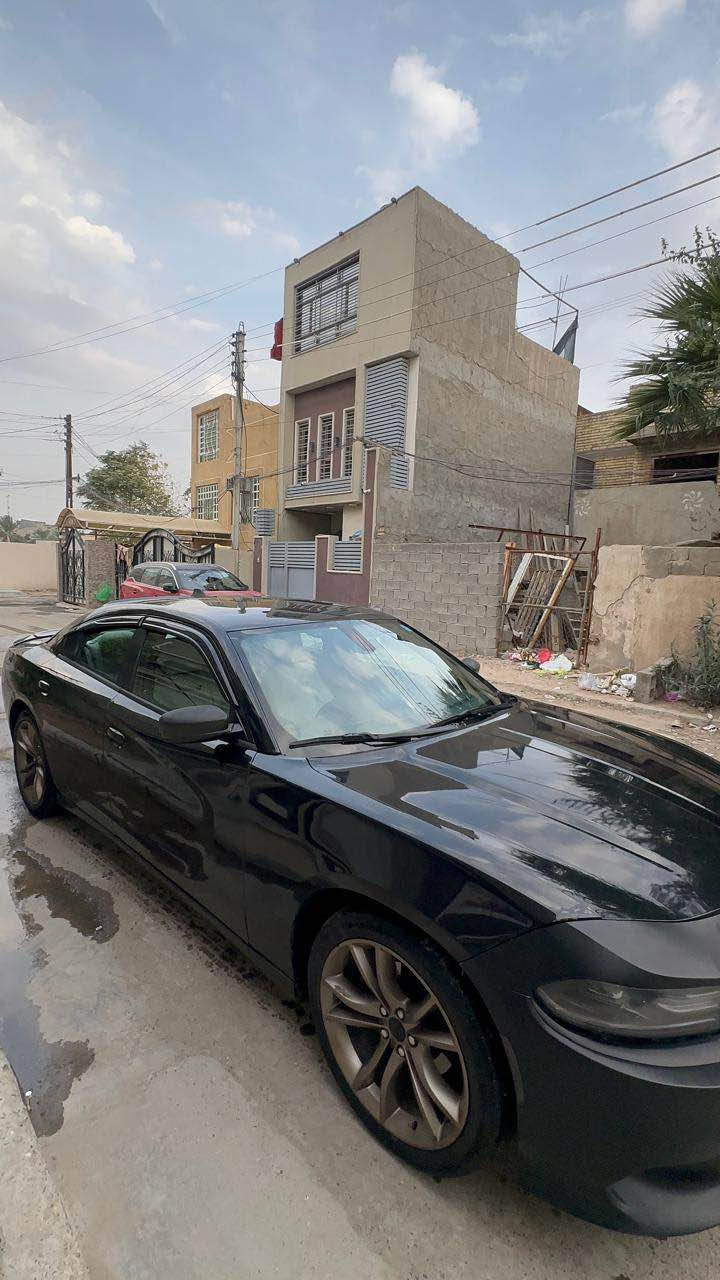 السلام عليكم 

جارجر 2016 sxt  السيارة 

مكينه 3600 

حادثها جاملغ وبنيد وبيها 3 قطع صبغ 

ماشية 140 الف ميل 

السيارة حلوه وجاهزة 

السعر قفل 138 ورقة 

مكاني بغداد حي الجهاد 

*********** بغداد, العراق
