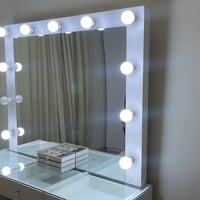 مراية • بدون ميز • سعر مناسب