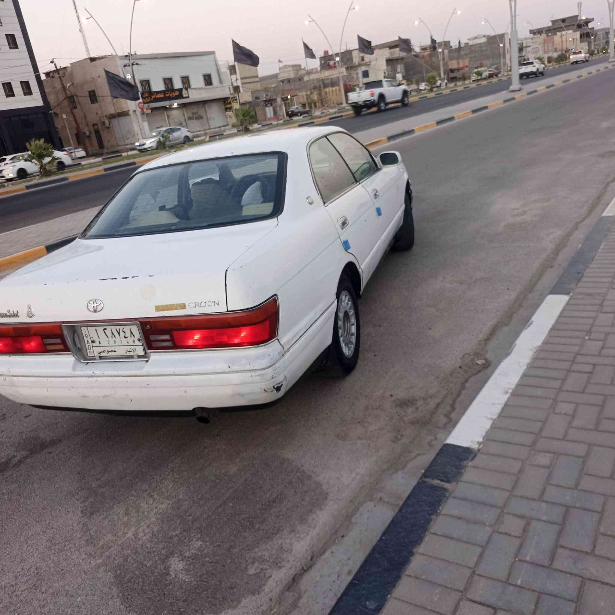 السلام عليكم بطه منفصل موديل 94 سياره جاهزه قير وماكينه في في تي 3000 رقم انبار راعيها بالبصره سنويه استوى مخلصه سياره بها قصه غماره السعر 32 وبيها مجال عنوانه بصره قبله حي الشهداء***********

