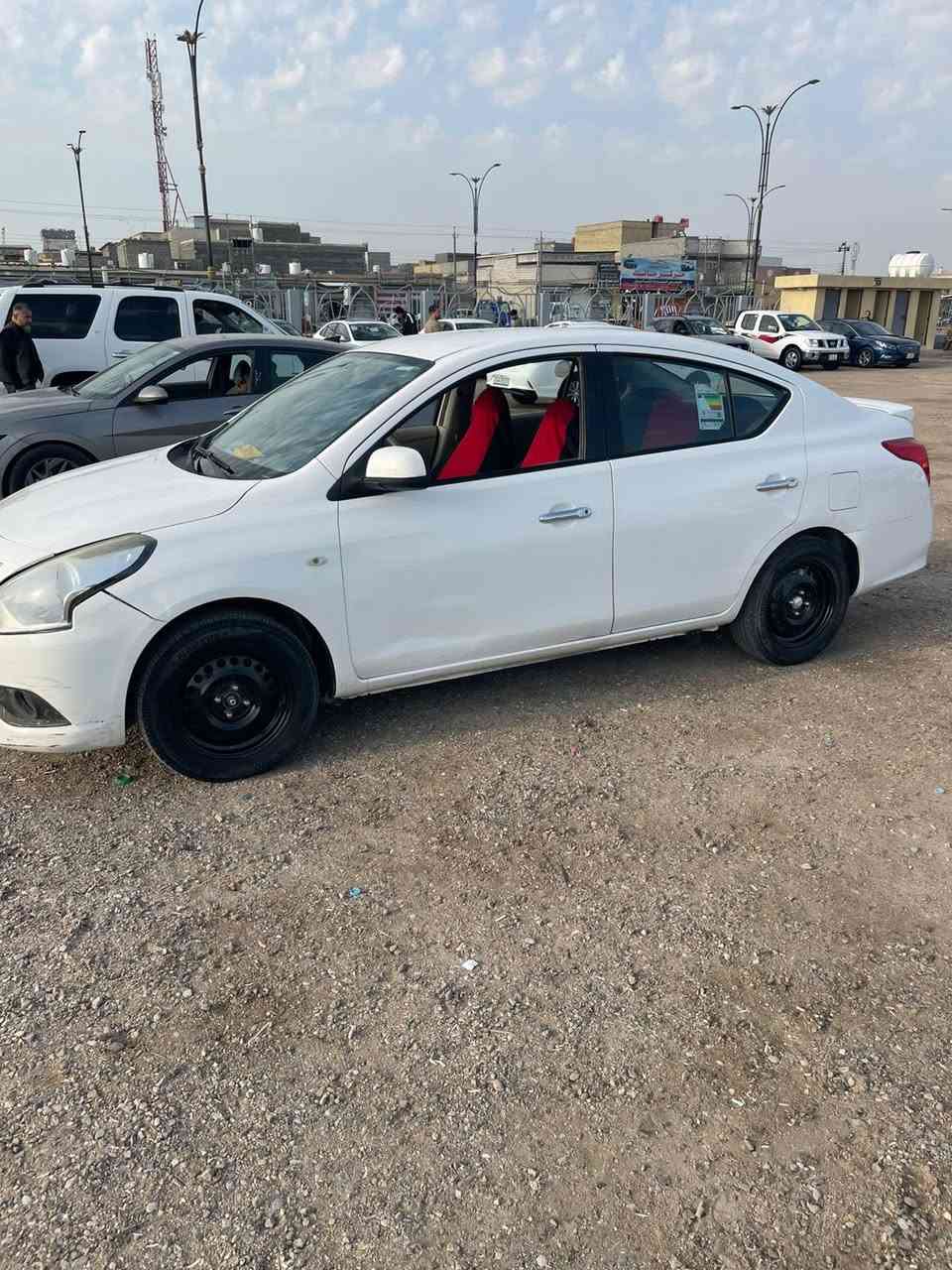 نيسان صني هندي موديل 2021
ماشية ١١٥الف  
السيارة جداً نظيفة  
المكان البصرة القديمه السيمر
السعر١٠٠وبيها مجال شوي
***********
