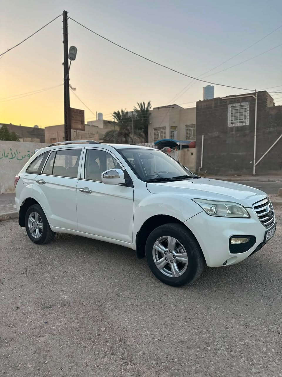 ليفان x60 2013
كفالة عامة فقط صبغ الدوسات وموجود السونار بالمنشور 
السيارة بيها نصبة ولمعة تخبل نظيفة وجاهزة 
تحويل مباشر ب اسمك .

السعر : 57 وبيها مجال بسيط .

للاستفسار الاتصال : *********** .
