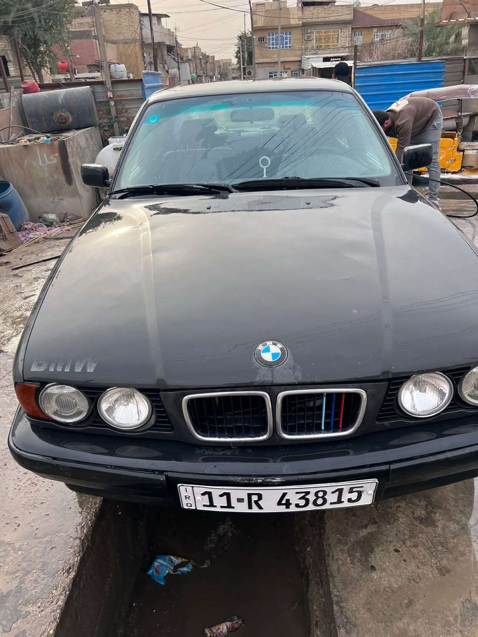 BMw525
🔴أصل فصل بليته سنويه محرك كير 525
🔴كفاله عامه گير + محرك 
🔴تبريد ثلج 
🔴محرك مسكر. 
🔴حماوه شتاء صيف ماكو 
🔴كشنات كهرباء كلها شغاله. +فتحه بالسقف
🔴كهربائيات مكفوله + منظومة زنون اصليه. 
🔴مكفوله من الضربه 
🔴رقم انكليزي بأسمي تحويل ثاني يوم 
🔴موديل 1992 فول مواصفات. 
🔴تايرات نظيفه + الصدر الامامي والخلفي جديد. 
🔴سياره ترايك للبصره وترجع للزاخوا وانوب تجيني لبغداد لان ايدي بيها وما مخليها بنقص شي 

🔵#محتاجه صبغ لان صبغتها جارده بس ولونها 🔵#رصاصي_غير_محدد يعني كل الوان الرصاصي تگدر تصبغ 
 
🔵وأني جناي بيئم اصلاً بس احتاجيت للبناء والله واريد ابيع وايدي بيها وما موگفتني ابد السياره الحمدلله والشكر. 

💠سعرها 58 والشراي يجي يشلع عيني وياخذها وبيها مجال لان مستعجل ع بيعتها. 

💠مكاني بغداد - الامين الثانيه (‭***********‬) متواجد واتس اب و رصيد #غير متواجد ع الفيس.
