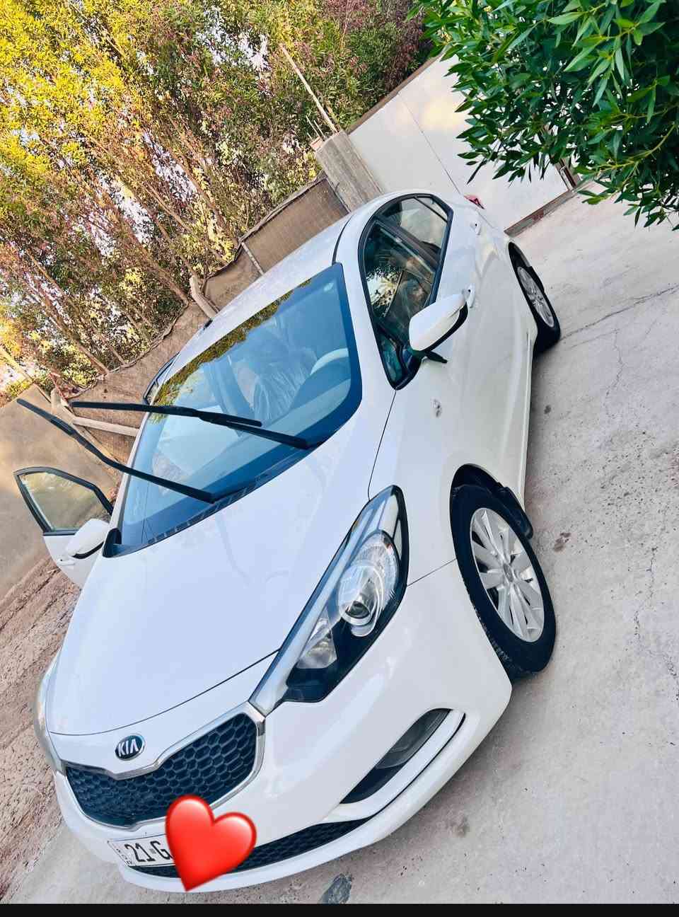 سيراتو
٢٠١٣
خليجي مكفوله كفاله عامه أكفلك من الشخط و الصبغ والتبديل
رقم سليمانيه 
اتريد تحويل اتريد وكاله 
السياره احله من الصور
محرك 1600دوش
 مكان السياره بابل السياحي 
السياره معروضه 130 بيه مجال 
الاستفسار ***********
