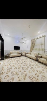 تخم كلش نظيف استعمال اقل الاربعه أشهر ٠٧٨٣١٠٣٠٩٩٣