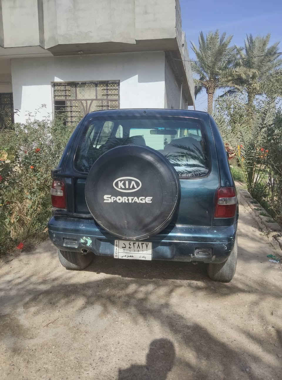 سلام عليكم اخوان كية  سبورتج موديل 94 سيارة حلوة مال جناي يرادلهة ترتيبات بسيطة سنوية صاقطة صارلهة 20يوم لسيارة بسمي ثاني يوم تحويل يعني من احولك تطلع سنوية جديدة بسمك ورقم جديد وبل مناسبة تجي وتكلب وتشوف بعينك  سعر 35 وبيهة مجال بسيط لمكان ديالى قريت السندية قرب لملعب لخماسي الستفسار ***********
