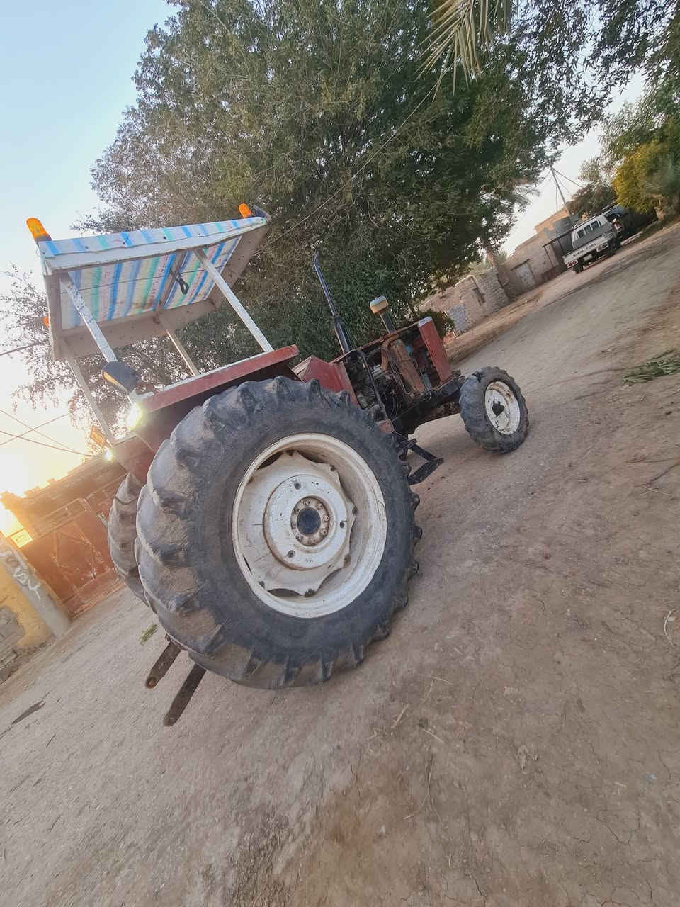 السلام عليكم فيات 780 مكينه جاهزه كير محرك اكسن تايرات نص عمر كشر نضيف كهربائيات رقم بابل مكانهه واسط ***********
