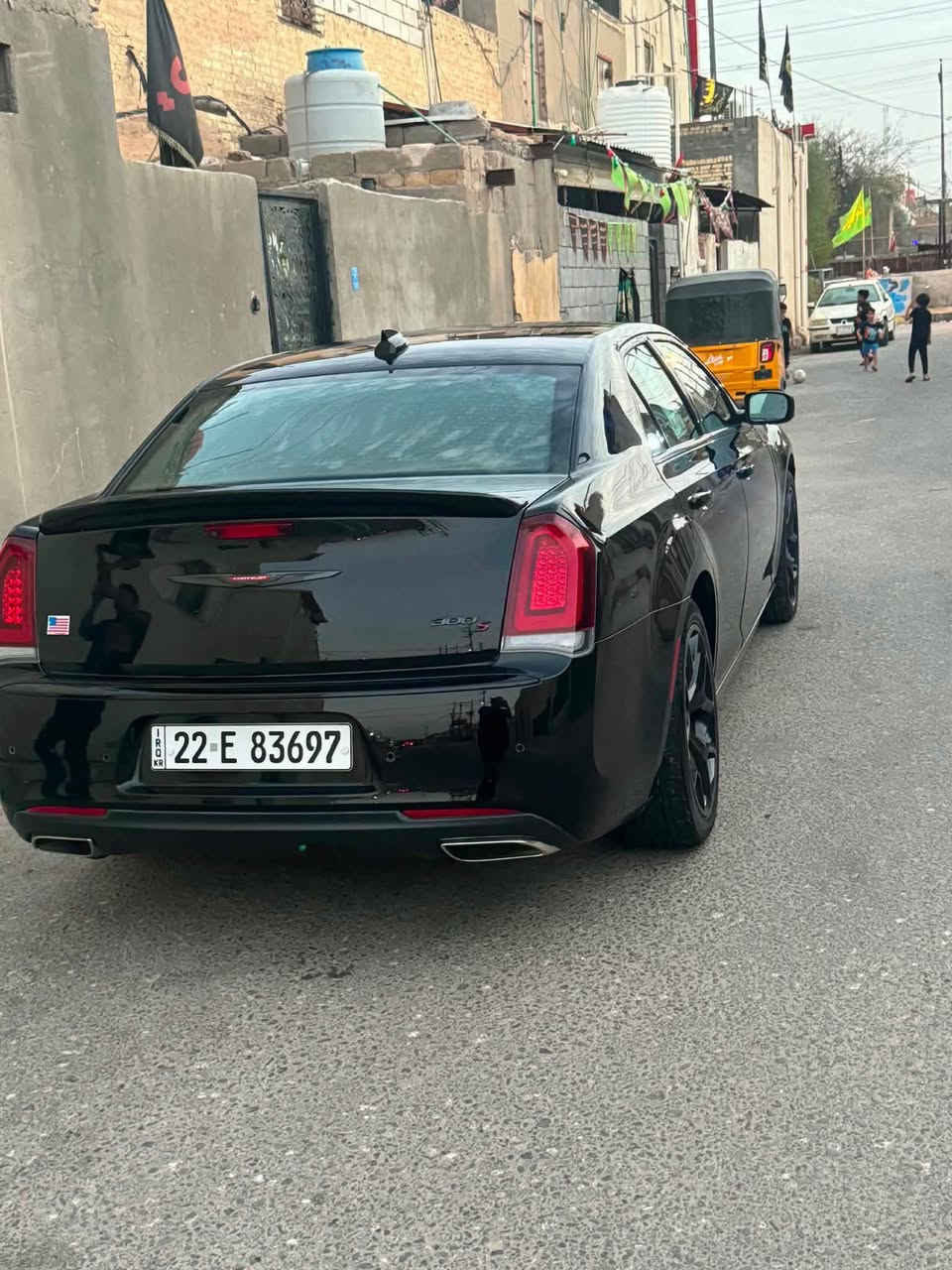 سعر 255وبيها مجال بسيط بيع مستعجل
مراوس حسب القناعه

الموديل: 2021. 
المحرك : V6 . 3.6L . 
الفئه :S
عداد المسافة 74حقيقي قابل للزياده
المواصفات :
* نقطة عمياء . 
* مصابيح امامية زنون مع LED . 
* مقصورة الركاب من الجلد الفاخر .  
* مقاعد أمامية كهربائية عدد 2 . 
* حساسات امامى و خلفى .
* مقاعد أمامية هيتر . 
* تشغيل عن بعد . 
* ستيرن كهربائي . 
بجم كبير  .
* سبورت مود .
* محدد سرعة . 
* كاميرا خلفية .
* مرايا متحسسة للاضاءة العالية .
* دخول ذكي (بصمة) .
 * حجر اكزوز بشرط .كواتم بلاديه موجوده
حادث اميركا موجود بالصوره
مبدل چاملغ امامي نفس الون بلادي بدون ايرباك بارد بالجاملغ الخلفي جهة السايق مصبوغ بارد باب وره السايق حادث سطحي 
رجاء كلشي مذكور كدامك اذا ميعجبك اعبر المنشور وجزاك الله خير
رقم الهاتف 
*********** البصرة, العراق
