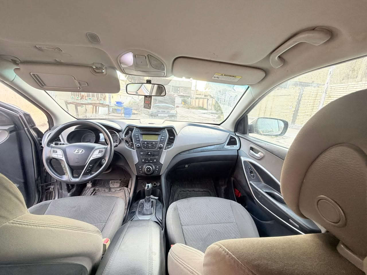 السلام عليكم سنتافيا وارد أمريكي السعر ١٤٥ $ وبيها مجال قليل  موديل ٢٠١٦ للبيع فقط الضرر موضح بالفحص  إدامة كاملة عليها صدر جديد ماشية ١٥٠ الف مكان بابل المسيب للاستفسار ***********
