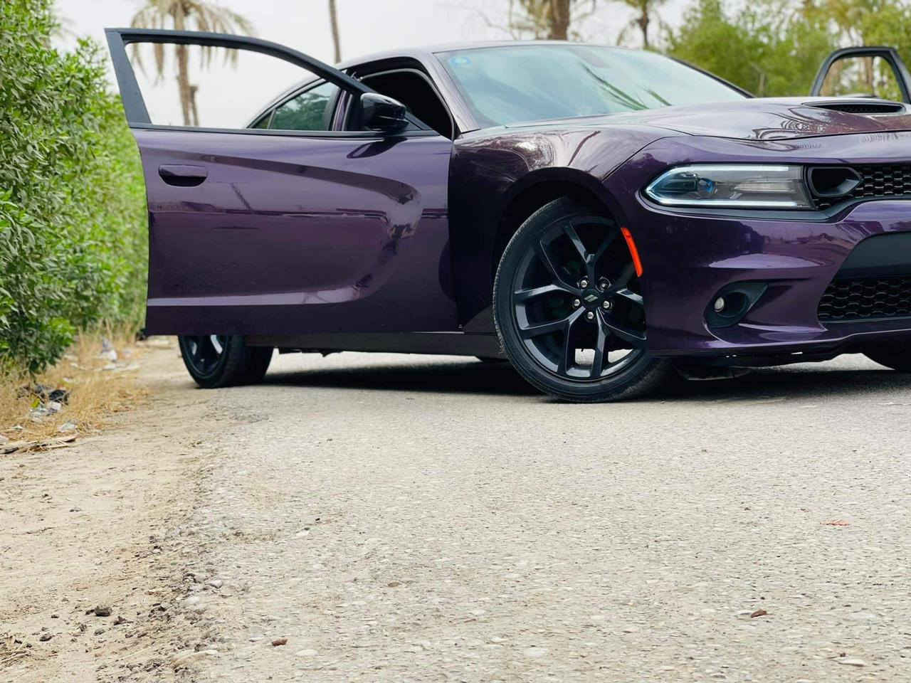 جارجر 2020اصل بدون مراوس الحادث موجود بلمنشور ماشيه 100 سياره جاهزه جديده السعر 230 وبيه مجال رقم بغداد بسمي 
مكاني الناصريه رقمي ***********
