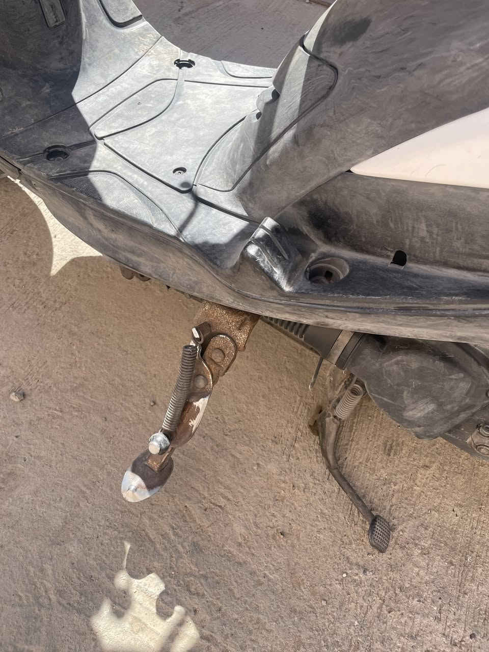 سلام عليكم ماكس عدل رمبه الدراجه مكفووله من الطول لطول شوفت عينك هستوه نازله من الرمبه يجي بيه ستاندين تزويد وبيه سستم سماعات وتجي وتكلب المكينه بجيس الدراجه معروضه ب مليون و50 وبيه مجال واليدور مكاني بغداد  حي اور اي استفسار خاص والي يدور تعبانات لا يراسل تحياتي الكم😇❤️‍🩹


**إذا كنت صاحب هذا الإعلان وتريد حذفه لأي سبب، رجاءا أرسل رسالة إلى الدعم الفني**