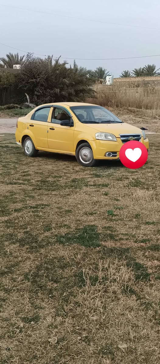 افيو موديل ٢٠٠٩ مكينة جديده حاويه
مراوس بي وايدي  
تحتاج دعاميه. اماميه 
***********
