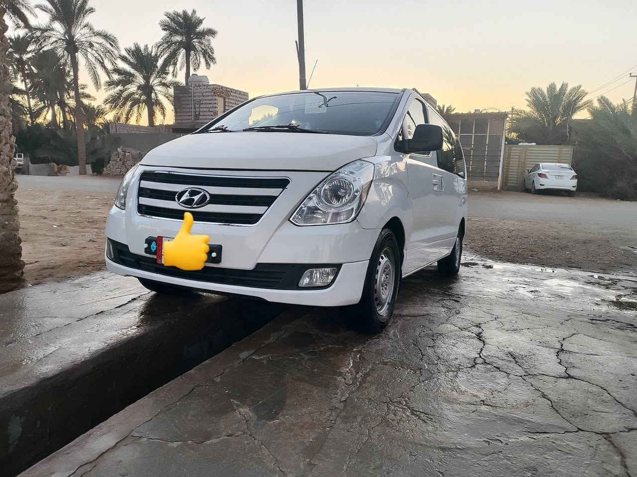 السلام عليكم ستاركس البيع مديل 2008 مفتوح ومحور مسكر 12قبق اسود سياره جهازه رقم نجف بسمي. سياره حلو كلش مكان ديوانيه قضاء الشاميه رقم ***********
