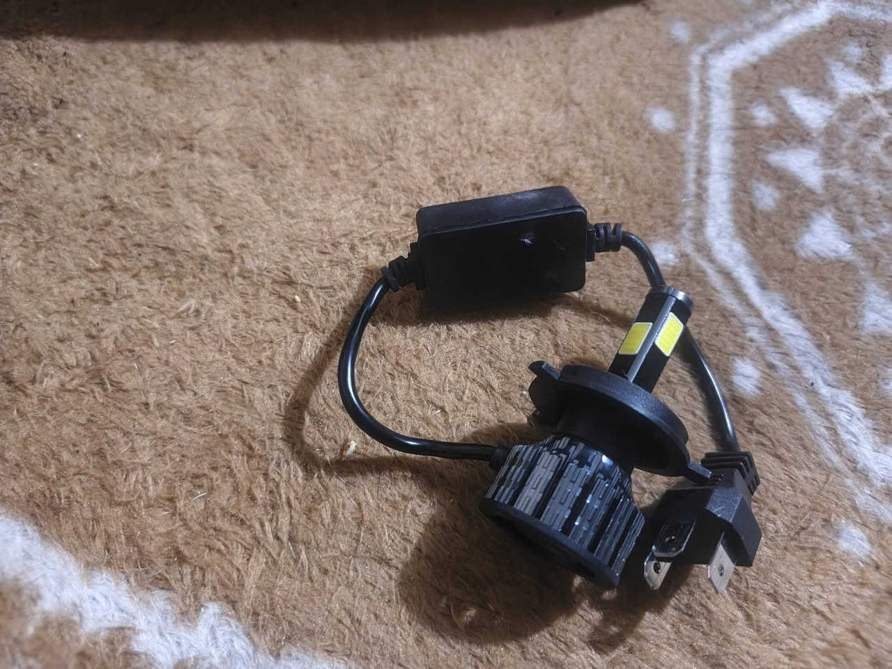 متاح لايت توسان ٢٠٠٩ شرط النضافة سعر ١٠٠ عنوان بابل المسيب للشراي ***********
