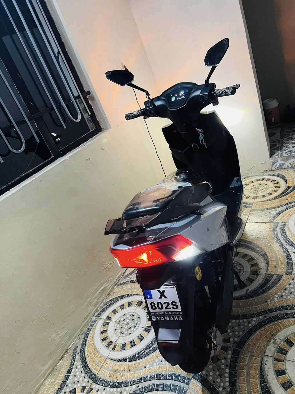 سلام عليكم سكنس للبيع خمس بطاريات ٣٢امبير امبدل بطارية وحدة ٢٠ أمبير  شرط البطاريات عالفحص  دبل إشارة يمين ويسار  دبل اسويج دبل بصمه لايت عالي وناصي بك شغال ٣نمر سرعه ٥٠سعر ٣٨٠وبي وجال للطيبين مكاني موصل الأيسر حي القاهره رقم اسيا ***********
