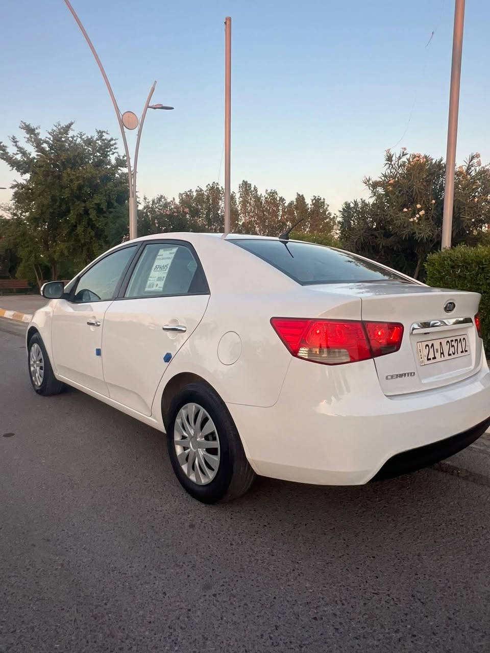 السلام عليكم سيراتو خليجي موديل ٢٠١١
سياره حلو نضيفه 
مكينه/كير/صدر/تبريد ثلج/كله شرط رقم سليمانيه دولي هزه 
سياره بيه صبغ باب وحد 
مكينه ١٦٠٠ 
مكان سياره تكريت رقم ***********سعر ٩٢ وبيه مجال للطيبين
