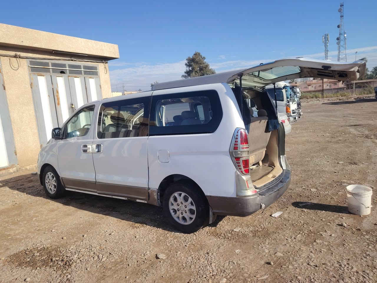 السلام عليكم ستاركس مفتوح رقم بابل موديل 8
 البيع مكينه مكفوله السياره مصفره الصدر بحالاجيده السعر  115 وبيها مجال  مكان السياره الصويره التصال ***********
