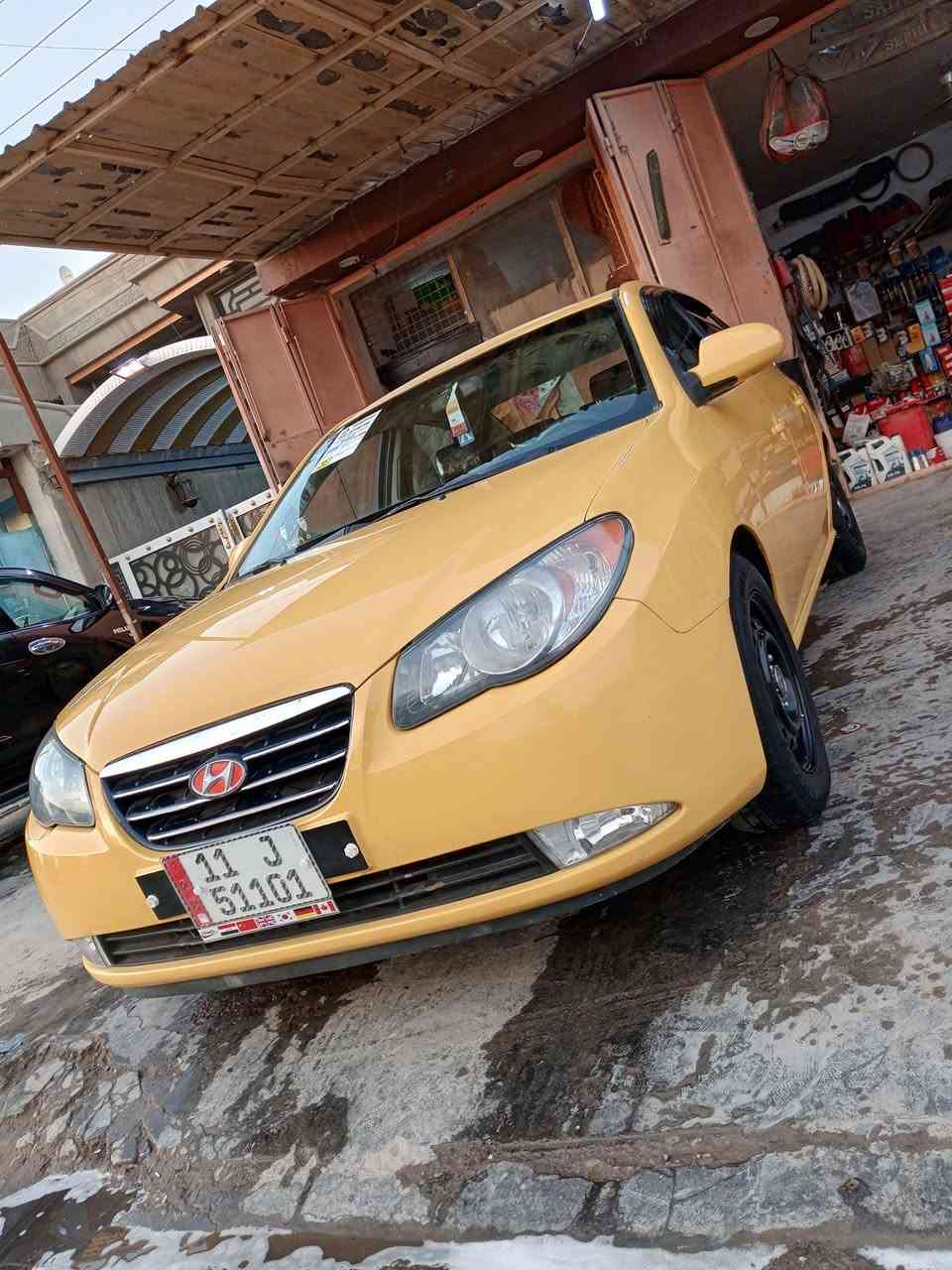 السلام عليكم الانترة موديل2007امريكي حادثها قبق جنطه فقط الباقي لبيل واحد  بدون دواخل السيارة احله من الصور
محرك 2000 مكفول كير 
تاب كامره السيارة مالبيت امسويلها ادامه كامله تخم تاير باتري شادهن جدد صدرامامي خلفي جديد مابيها اي نقص تبريد ثلج 🥶🥶🥶🥶
مصفر جامه جديده هزه جديد سنويه لل 31 جديده بسمي
السعر 88 وبيها مجال
عنوان بغداد
‏‪اثير ‏‪***********‬‏
 كورك ‏‪***********‬‏
