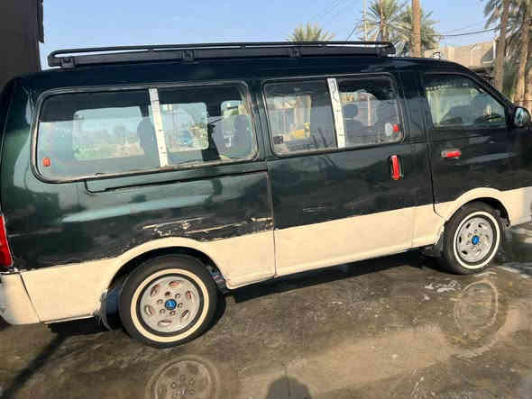 السلام عليكم 
كيا بريجو موديل 96 نظيفة ما بيها أي ضربة ومكنية وكبر مكفولات رقم انگليزي  مصفره من الغرامات والضريبة والهيئة مداورة ثاني يوم سنوية بأسمي السعر 57 وبيها مجال للشرائح
بابل/طفيل
***********
