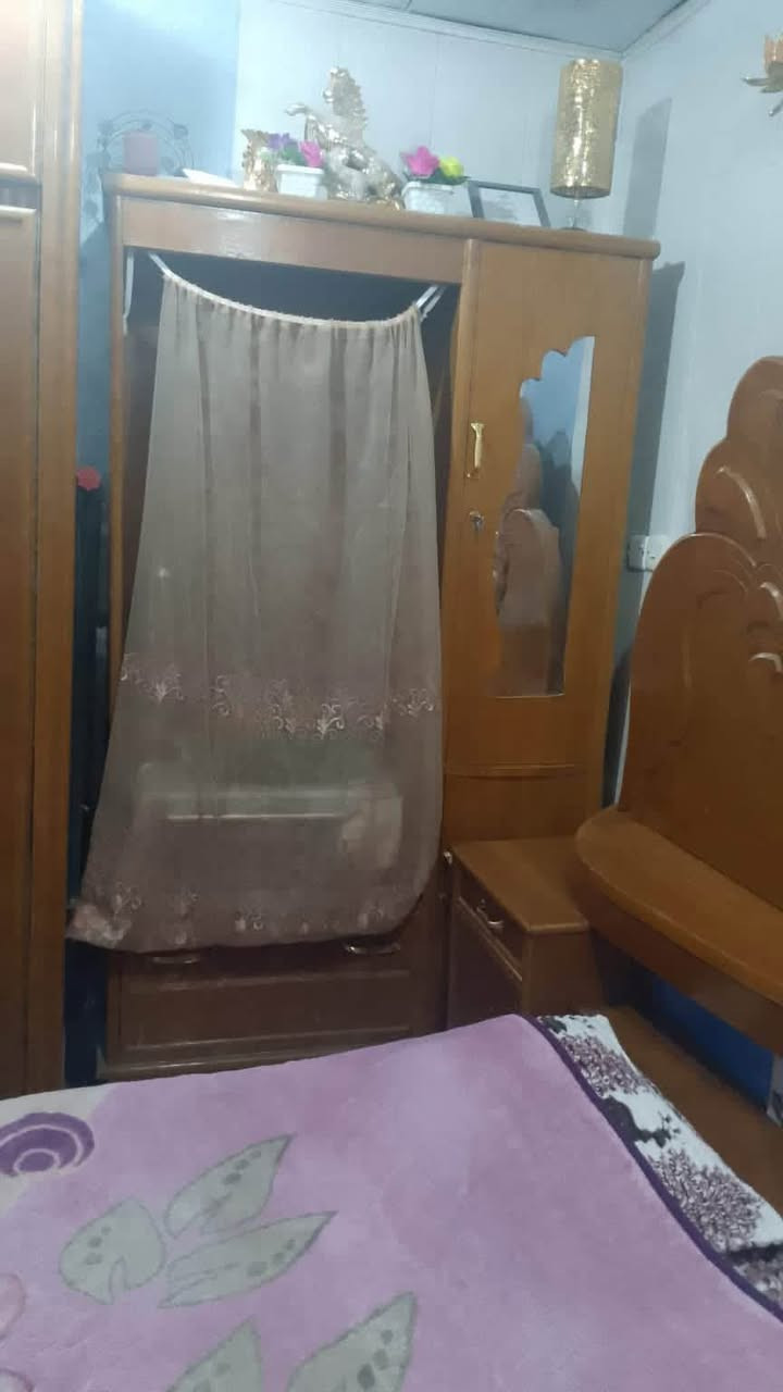 للبيع غرفة نوم صاج عراقي نظيفة 
السعر: 600 الف وبيها مجال
الرقم : ***********
العنوان: النجف حي القادسية النجف, العراق
