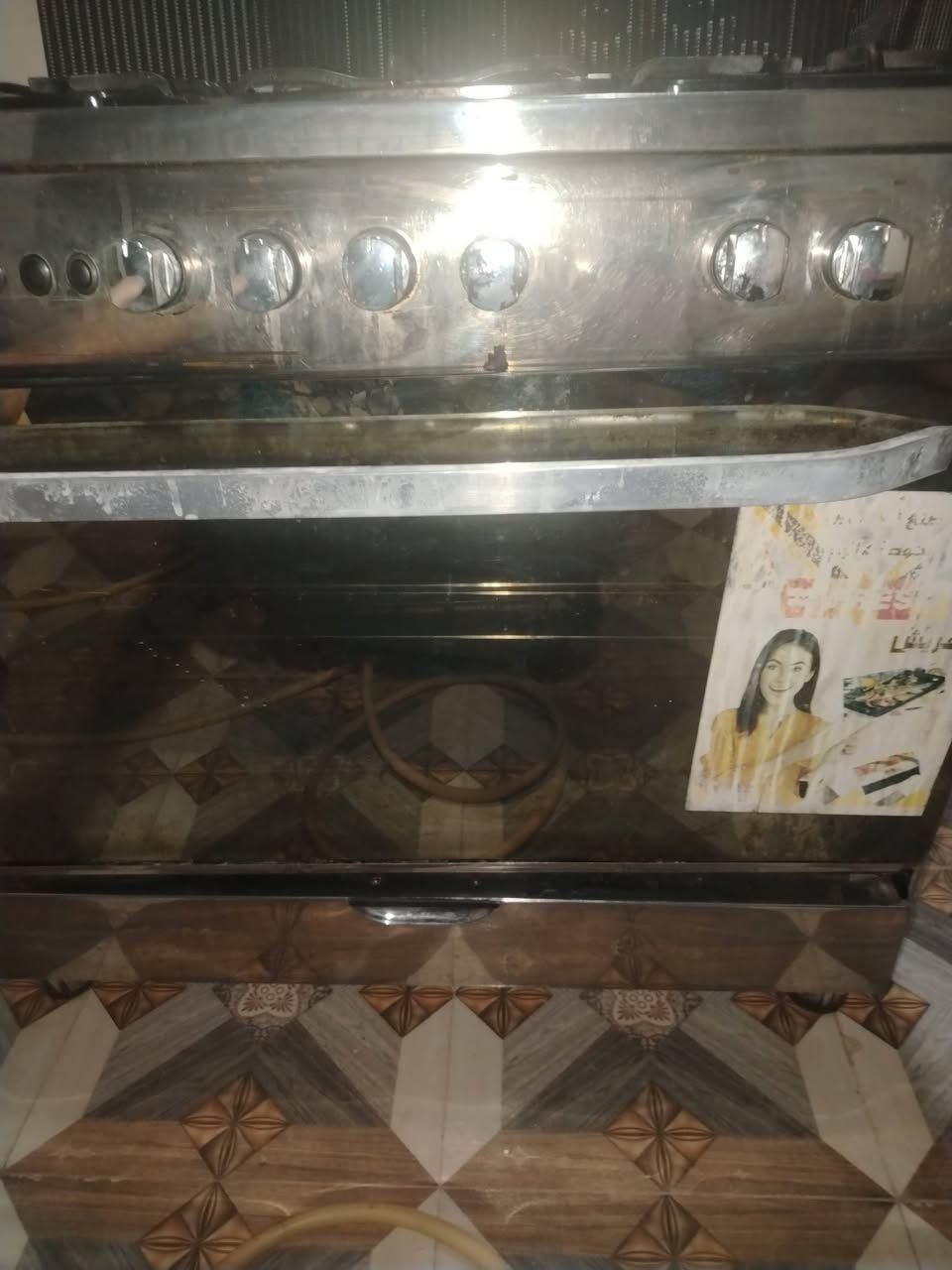 طباخ فرش مصري للبيع شغال أفحص قبل لاتاخذه فقط عطل حمالات باب الفرن يحتاجن تصليح عنواني ناصرية مقابل القرية العصريه الشراي يراسلني خاص


**إذا كنت صاحب هذا الإعلان وتريد حذفه لأي سبب، رجاءا أرسل رسالة إلى الدعم الفني**