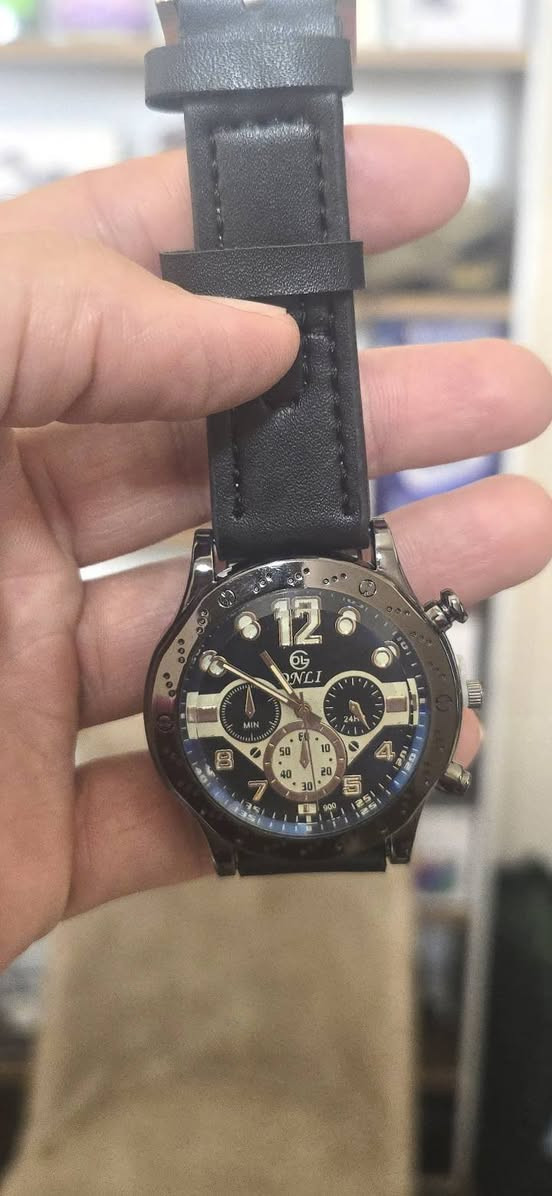 القطعة مع توصيل ١٧ الف فقط ***********
