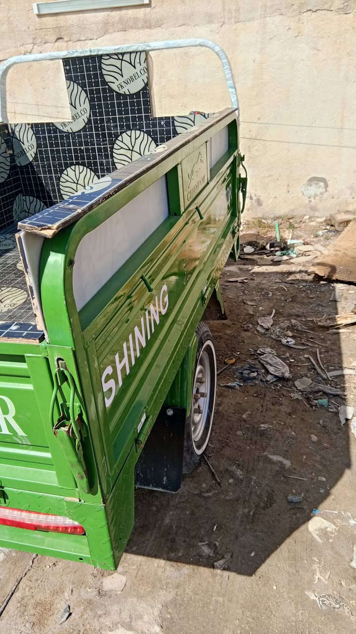 السلام عليكم ستوته للبيع موديل 2023 اوراق اصوليه نضيفه كلش مكفوله من الشخط مكانها بغداد المعالف تقاطع درويش السعر مليونين ونص وبيها مجال بسيط حك الجيه ***********
